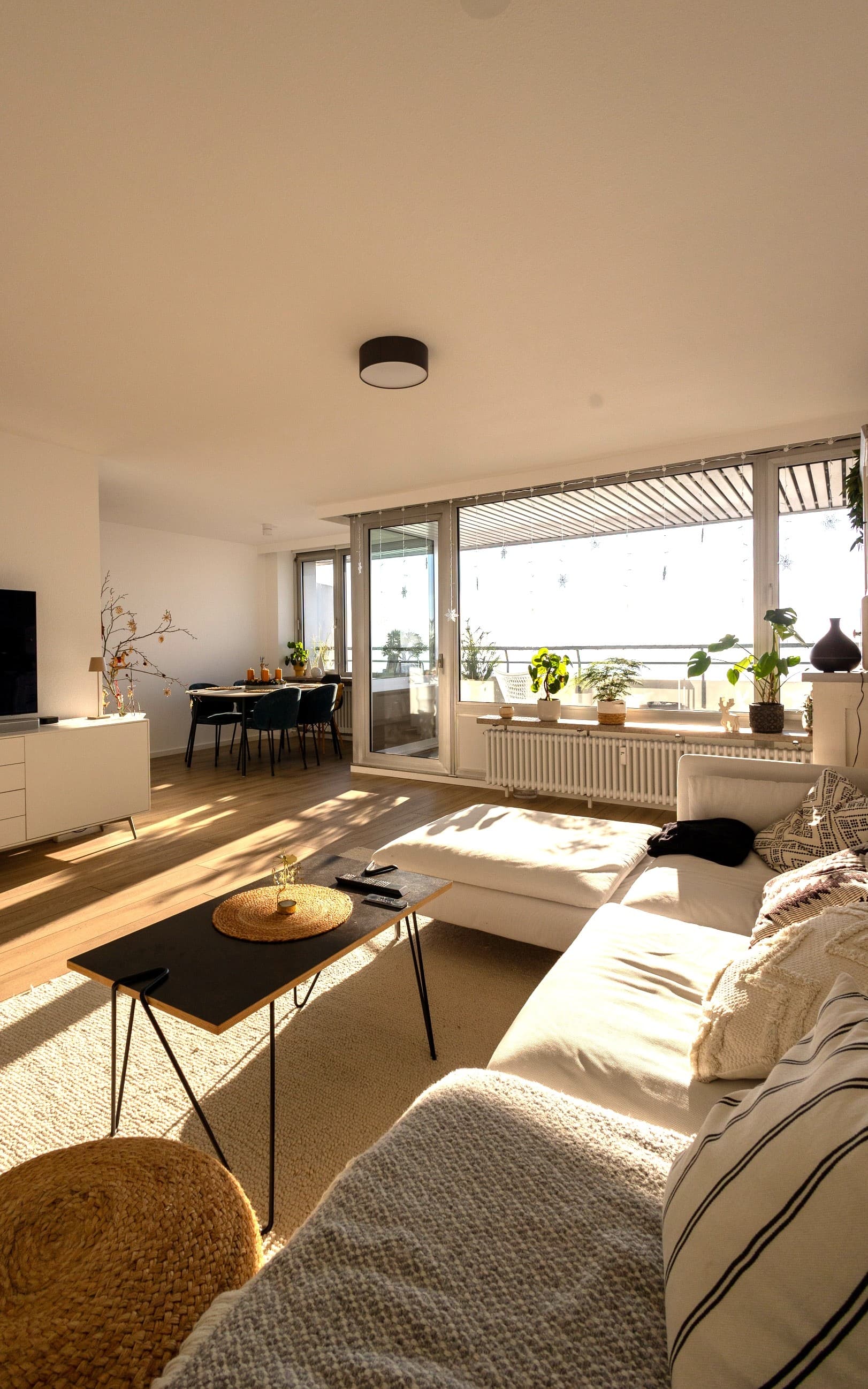 Traumaussicht inklusive! Top sanierte, sonnige 3,5-Zi-Whg im Asemwald! Objekt-Nr. 2787, Stuttgart, 70599