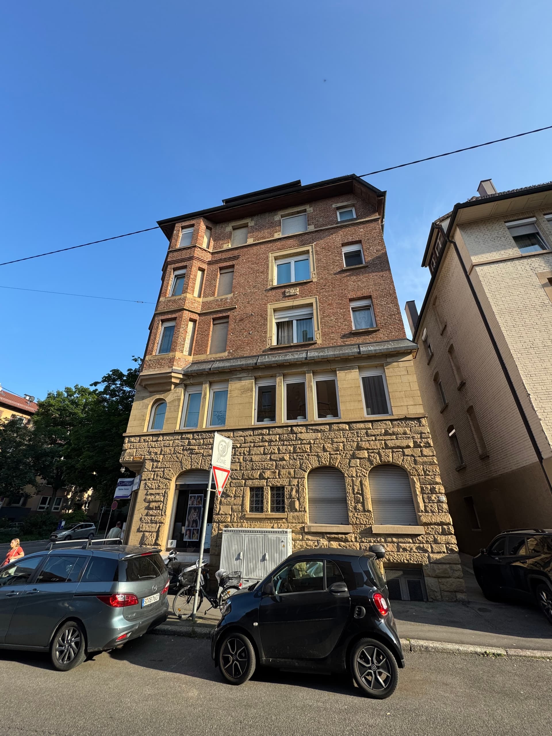 Lichtdurchflutete 3-Zimmer-Wohnung mit Parkett, 2 Kellern und 360°-Rundgang in Stuttgart-Ost, Stuttgart, 70188